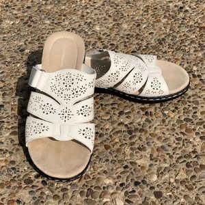White Croft & Barrow Sandals/Slides